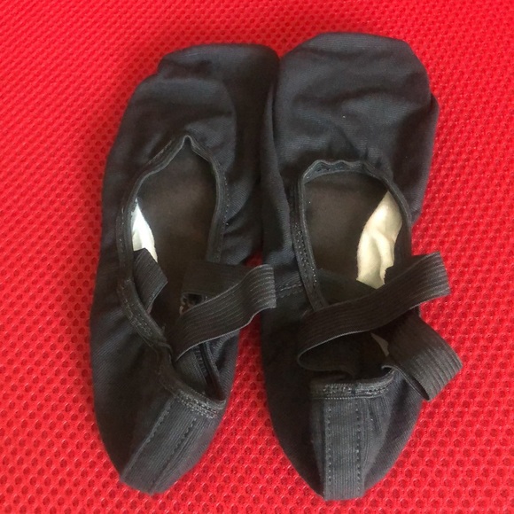 Black Childrens/little kids ballet slippers size UK2.5. So Danca. New with tags! - Picture 4 of 6